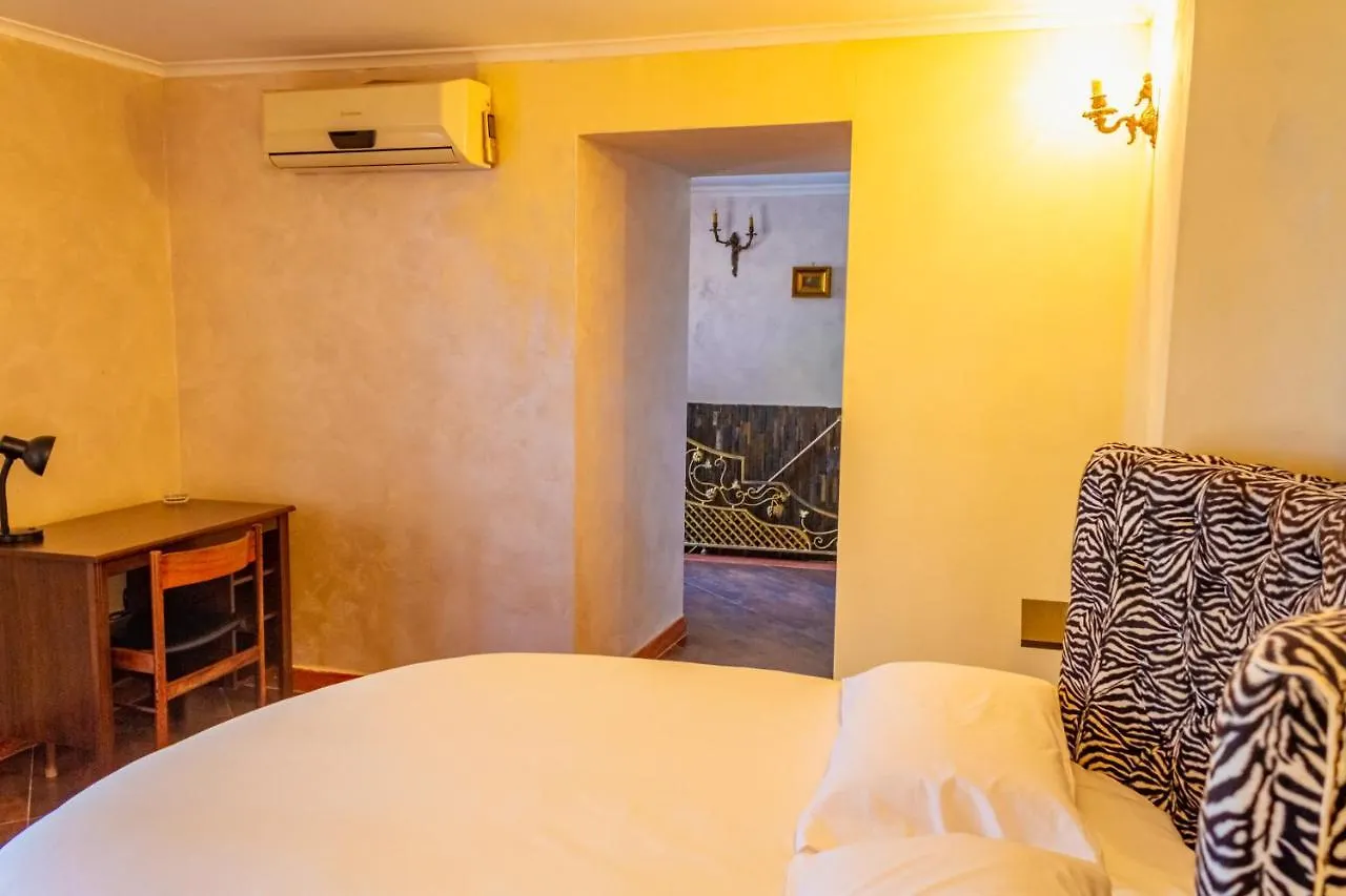 Vesuvio Rooftop, Host Apartments Neapel Italien